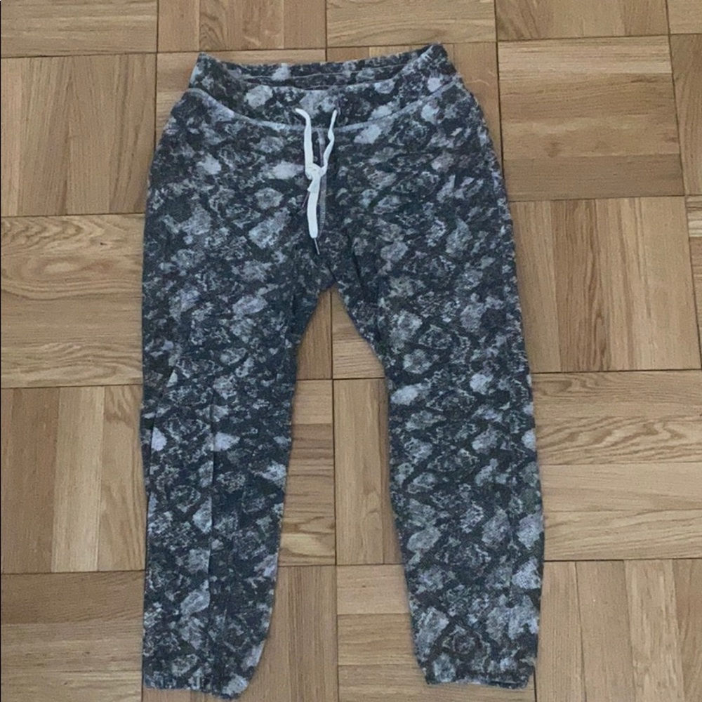 N:philanthropy cropped sweatpants